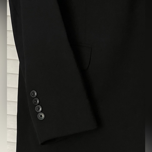 Men’s black formal suit - Picture 2 of 4